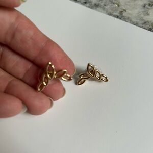 Elegant Gold Leaf Earrings